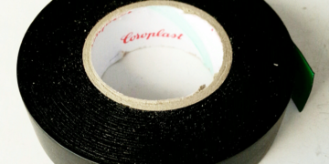 Как и где применяется изолента в строительстве