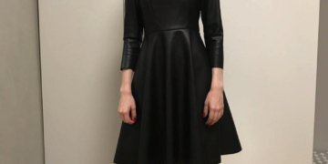 Поэтапный процесс пошива платья из кожи и выбор материала