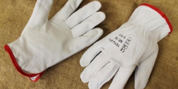 Рабочие перчатки для строителя: требования и выбор
