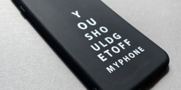 Как выполнять печать на чехлах для смартфонов