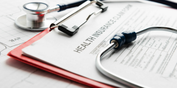 Где и как оформить страховку для въезда в Украину иностранцу