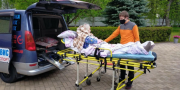 Преимущества спецтранспорта для перевозки после выписки из больницы