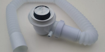 Як обирати сифони для душових кабін та декілька порад