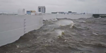 Шторм и затопление в Питере 2025: причины и последствия