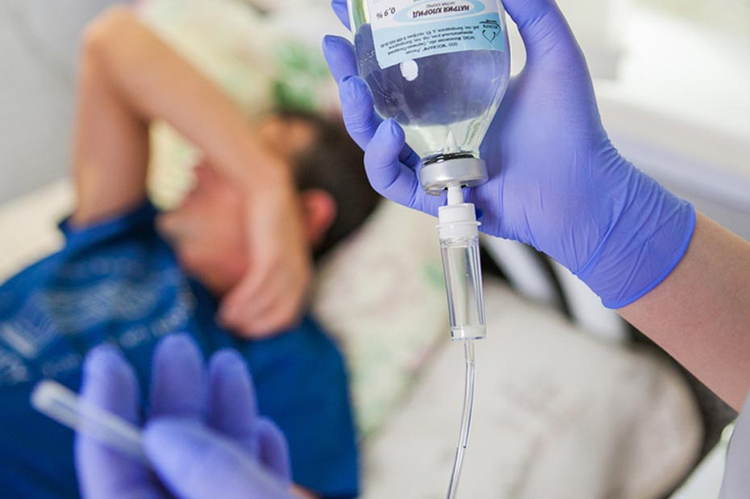 Капельница от похмелья: достоинства, особенности и применение