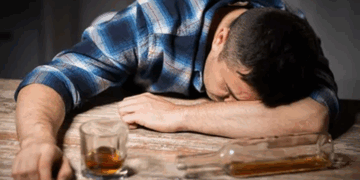 Как помочь человеку при запое и несколько рекомендаций