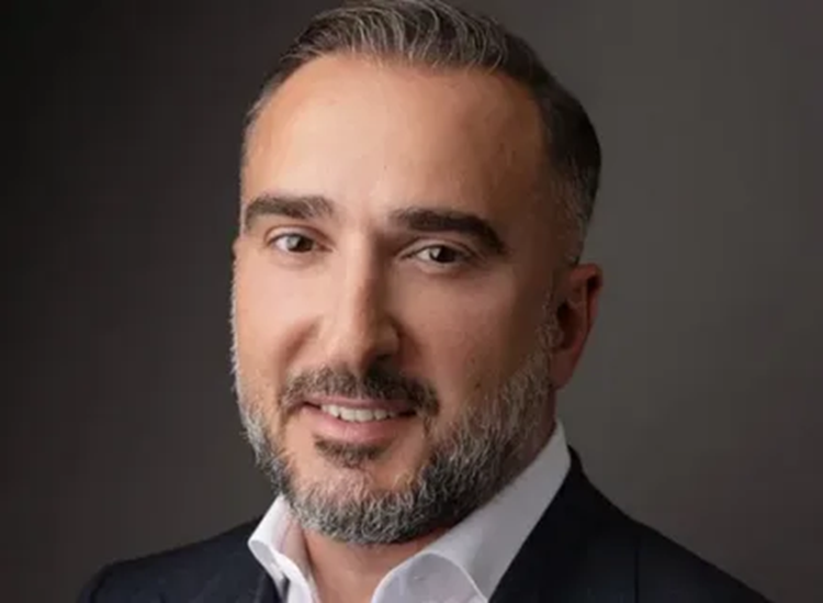 Хачатуров Тигран Гарикович: путь к руководящей позиции в Газпромбанке