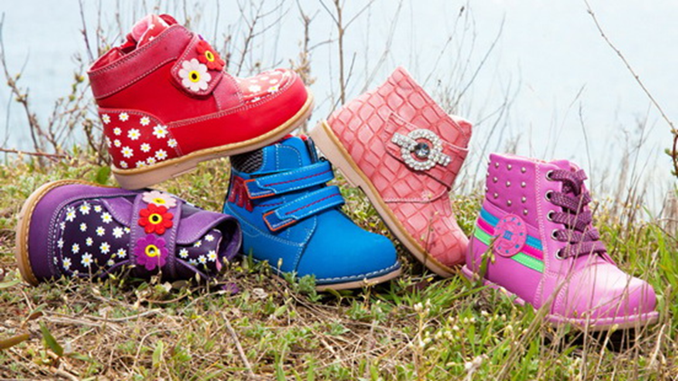 Як правильно обирати взуття для дітей та деякі поради