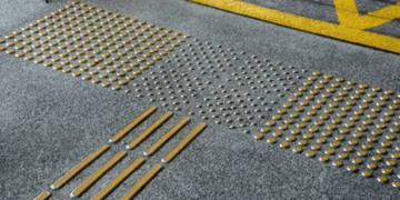 Понятие тактильной плитки и особенности монтажа