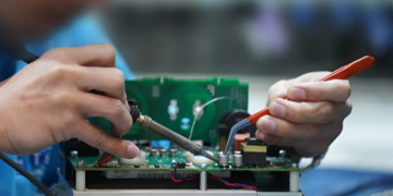Основные правила и советы по ремонту промышленной электроники для повышения надежности и долговечности